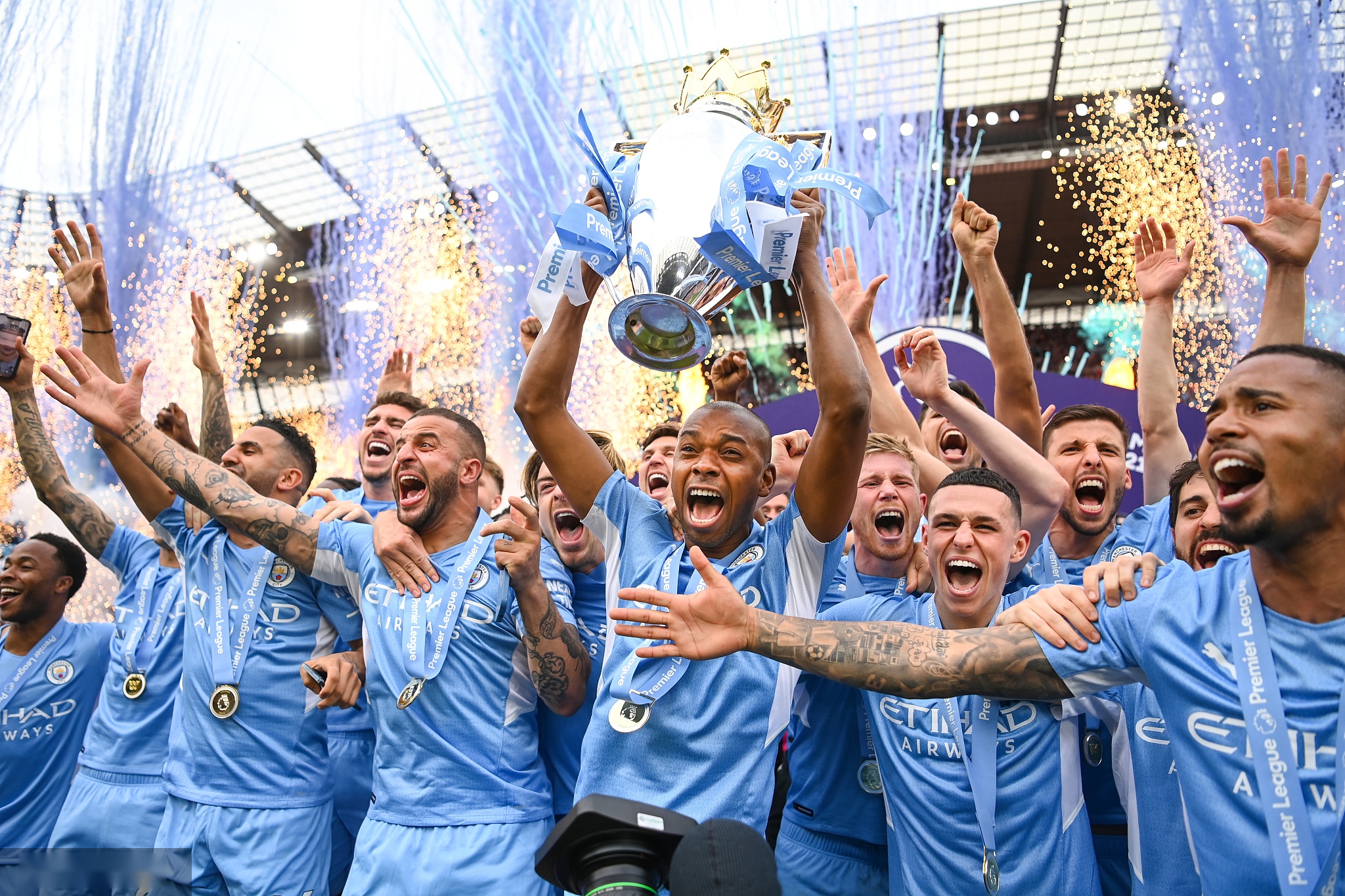 他在声明中 他在声明中